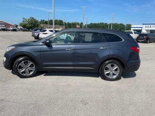 2016 Hyundai SANTA FE SE