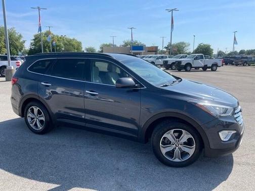 2016 Hyundai SANTA FE SE