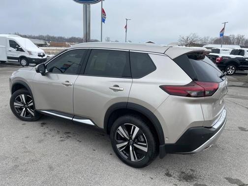 2023 Nissan Rogue Platinum