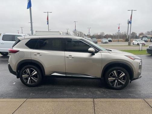 2023 Nissan Rogue Platinum