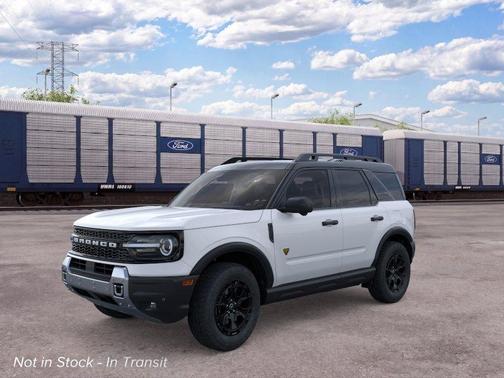 Oxford White 2026 Ford Bronco Sport Badlands