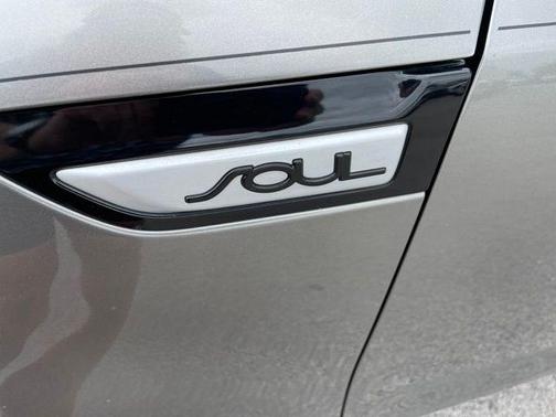 Titanium Gray 2016 Kia Soul Base