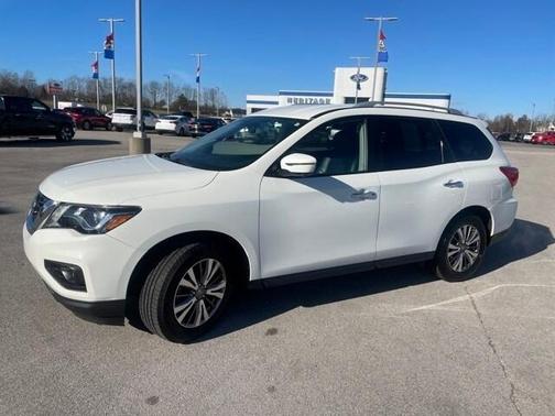 2019 Nissan Pathfinder SL