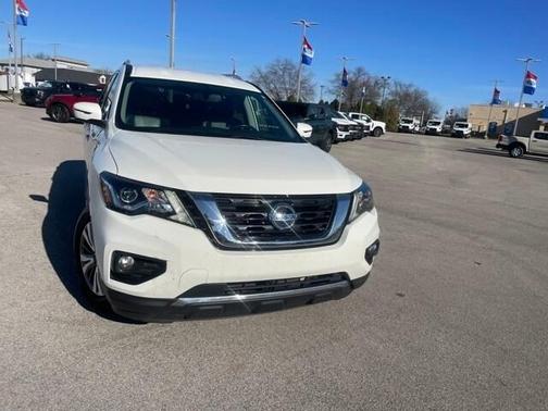 2019 Nissan Pathfinder SL