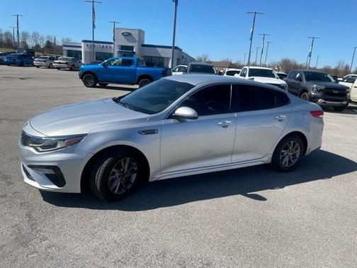 2019 Kia Optima LX