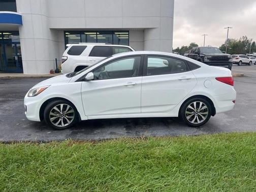 2017 Hyundai Accent Value Edition