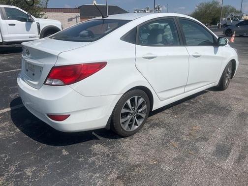 2017 Hyundai Accent Value Edition
