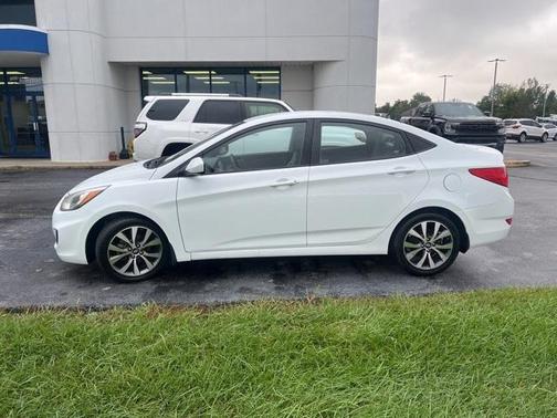 2017 Hyundai Accent Value Edition