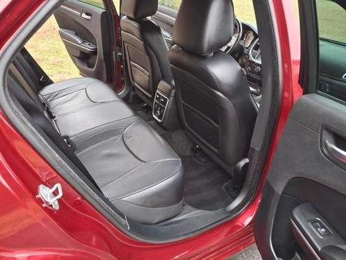 2014 Chrysler 300C Base