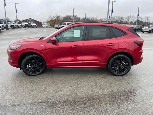 2026 Ford Escape ST-Line Elite