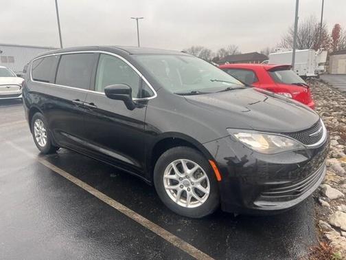 2017 Chrysler Pacifica Touring