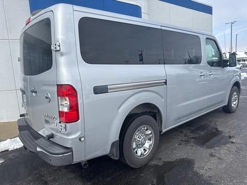 2014 Nissan NV Passenger NV3500 HD SV V6/SV V8