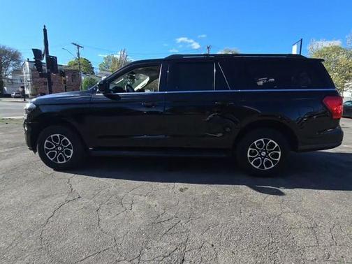 Black Metallic 2024 Ford Expedition Max XLT