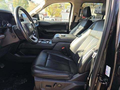 Black Metallic 2024 Ford Expedition Max XLT