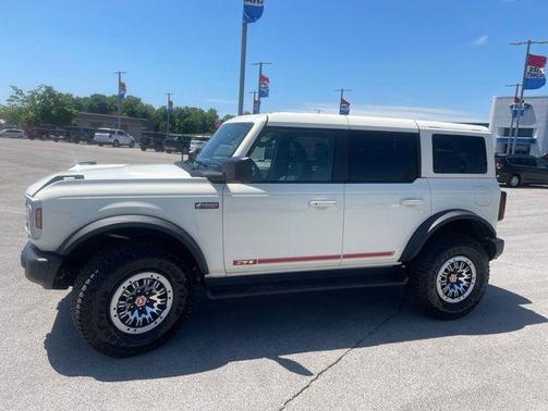 Wimbledon White 2026 Ford Bronco Outer Banks