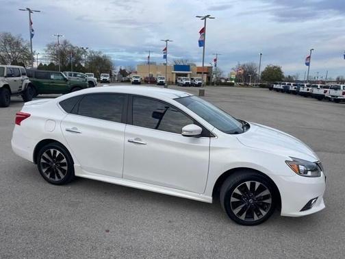 2016 Nissan Sentra SR