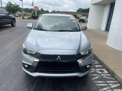 Silver 2017 Mitsubishi Outlander Sport 2.4 SE