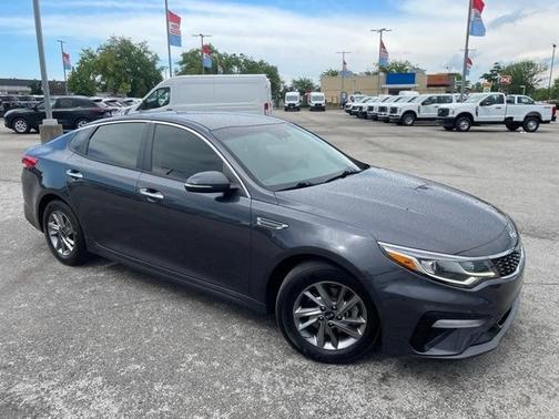 2019 Kia Optima LX