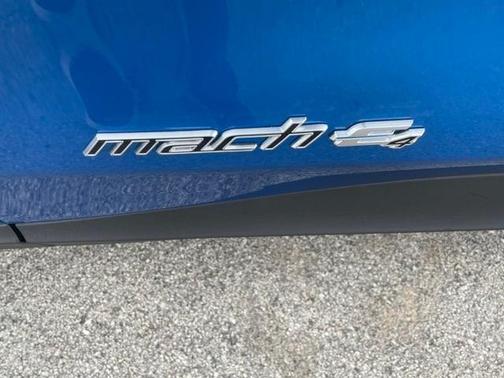 2025 Ford Mustang Mach-E Select