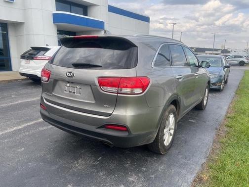 2017 Kia Sorento LX