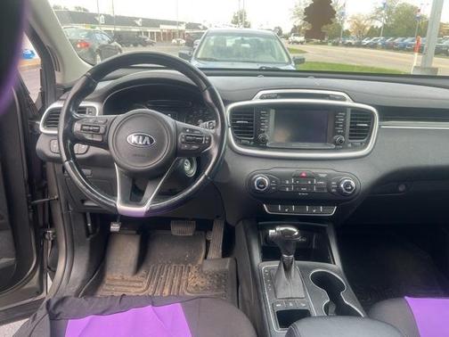2017 Kia Sorento LX