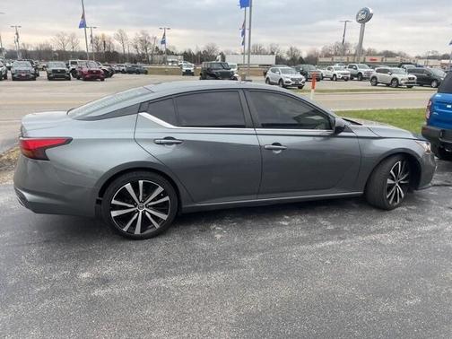 2020 Nissan Altima 2.5 SR