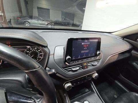 2020 Nissan Altima 2.5 SR