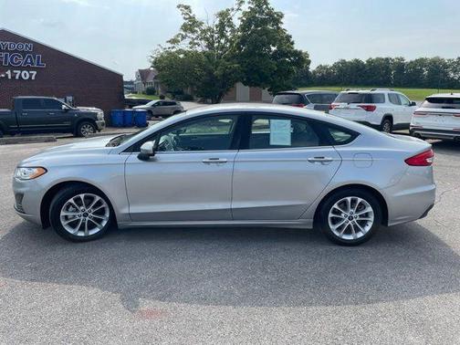 Iconic Silver Metallic 2020 Ford Fusion Hybrid SE