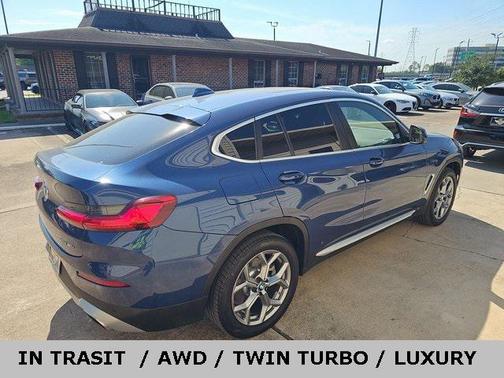 2024 BMW X4 xDrive30i