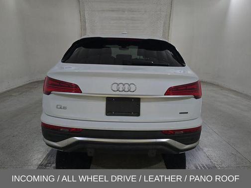 Glacier White Metallic 2022 Audi Q5 45 S line Premium