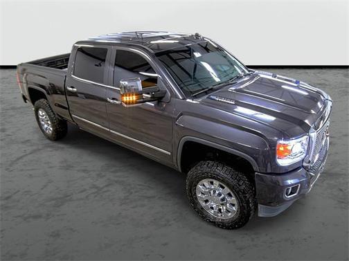 2015 GMC Sierra 2500 Denali