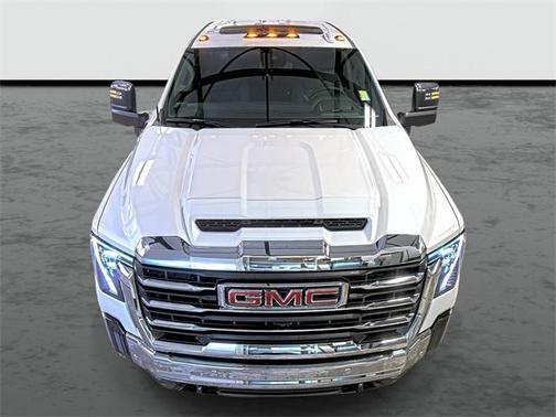2025 GMC Sierra 2500 SLT