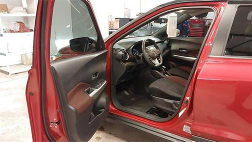 2018 Nissan Kicks SR