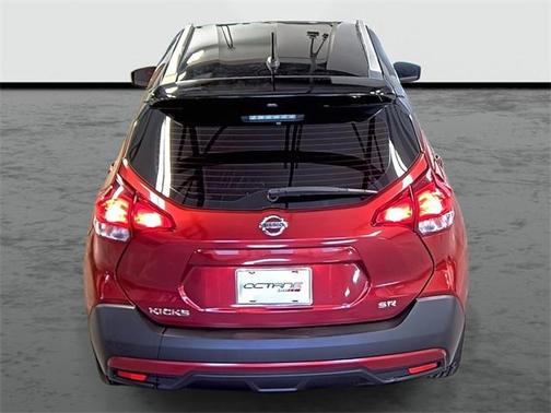 2018 Nissan Kicks SR