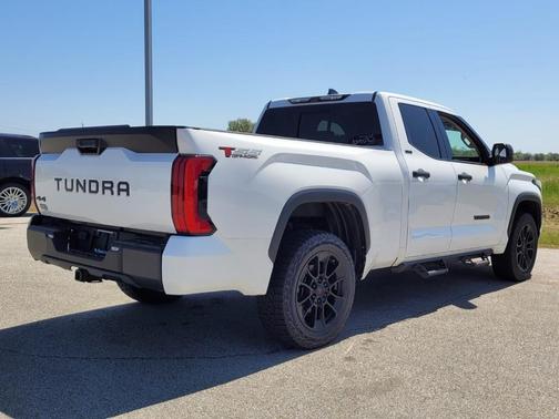 2022 Toyota Tundra SR5