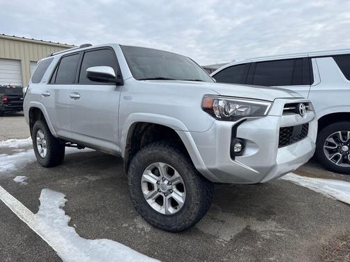 2022 Toyota 4Runner SR5