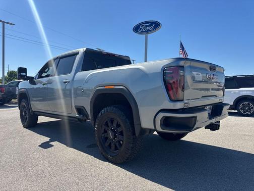 Sterling 2024 GMC Sierra 2500 AT4