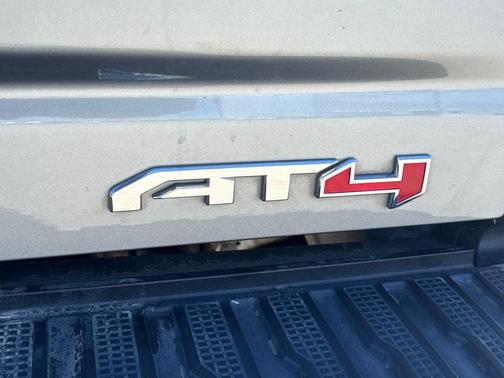 Sterling 2024 GMC Sierra 2500 AT4