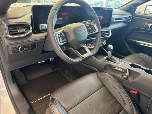 Oxford White 2026 Ford Mustang GT