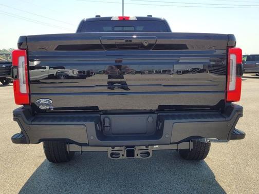 2025 Ford F-250 Platinum