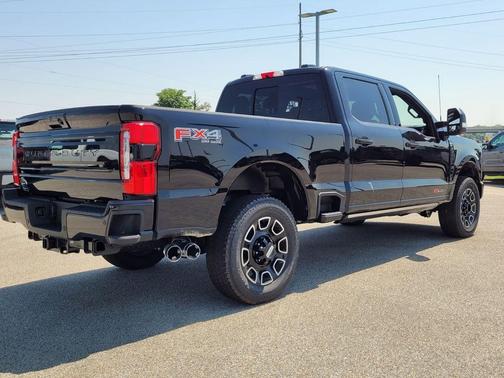 2025 Ford F-250 Platinum