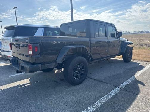 2025 Jeep Gladiator Sport