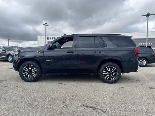 2024 GMC Yukon AT4