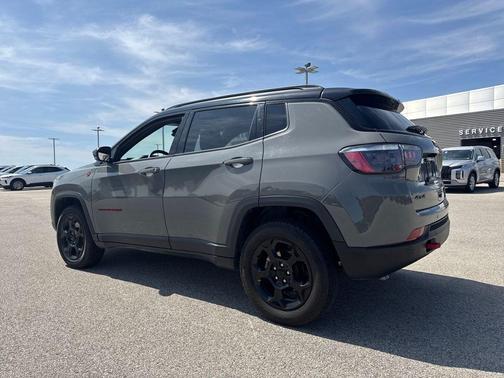 2024 Jeep Compass Trailhawk