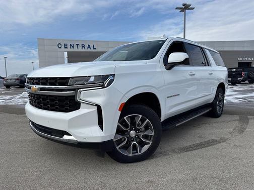 2023 Chevrolet Suburban LS