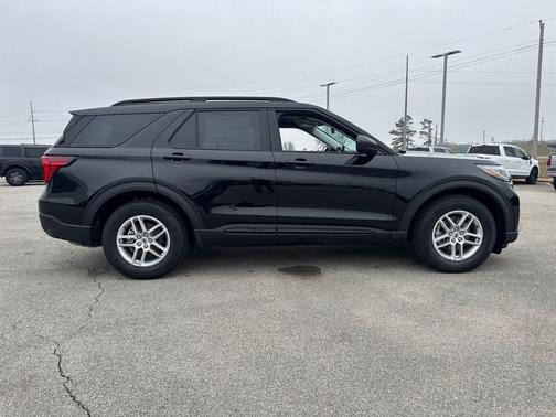 Agate Black Metallic 2026 Ford Explorer Active