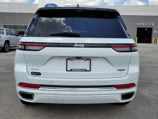 2024 Jeep Grand Cherokee Summit