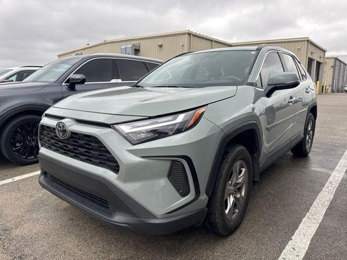 2023 Toyota RAV4 XLE