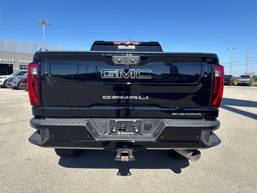 2024 GMC Sierra 2500 Denali
