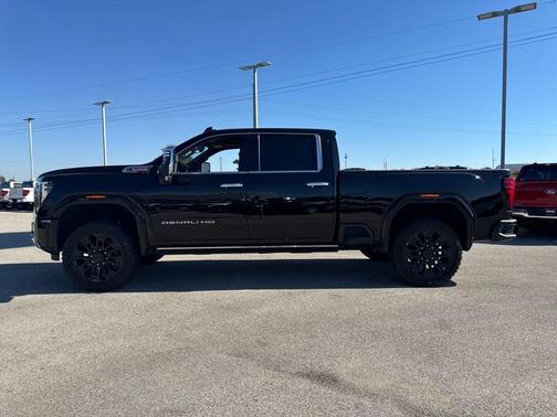 2024 GMC Sierra 2500 Denali